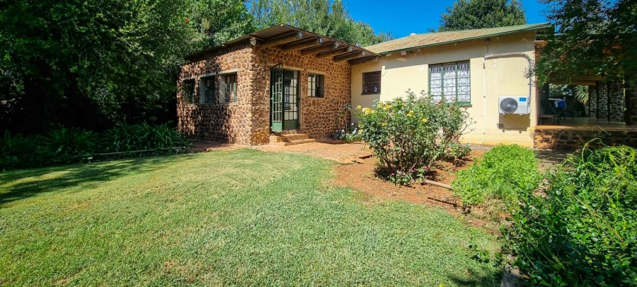 10 Bedroom Property for Sale in Skeerpoort North West